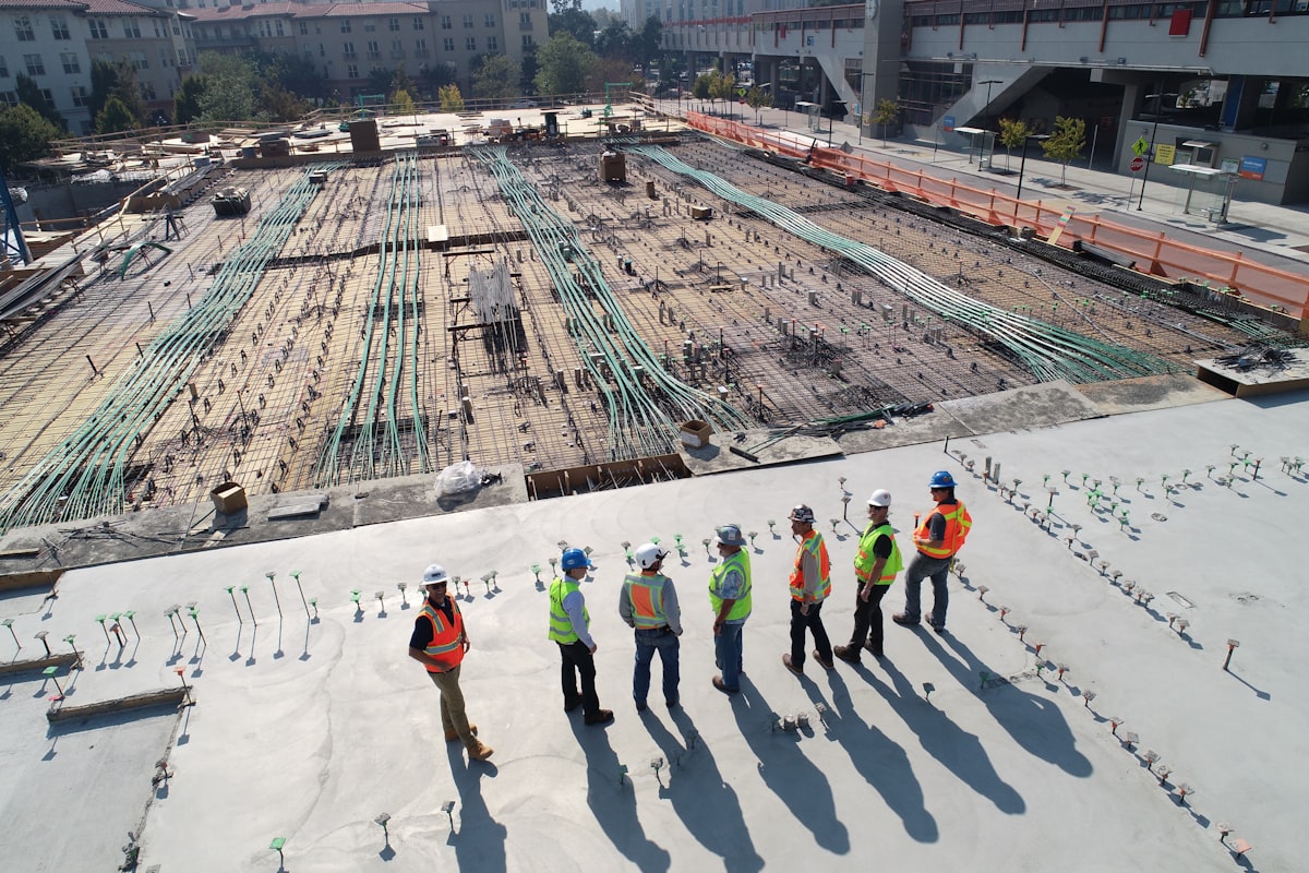 High-rise in-shaft logistics